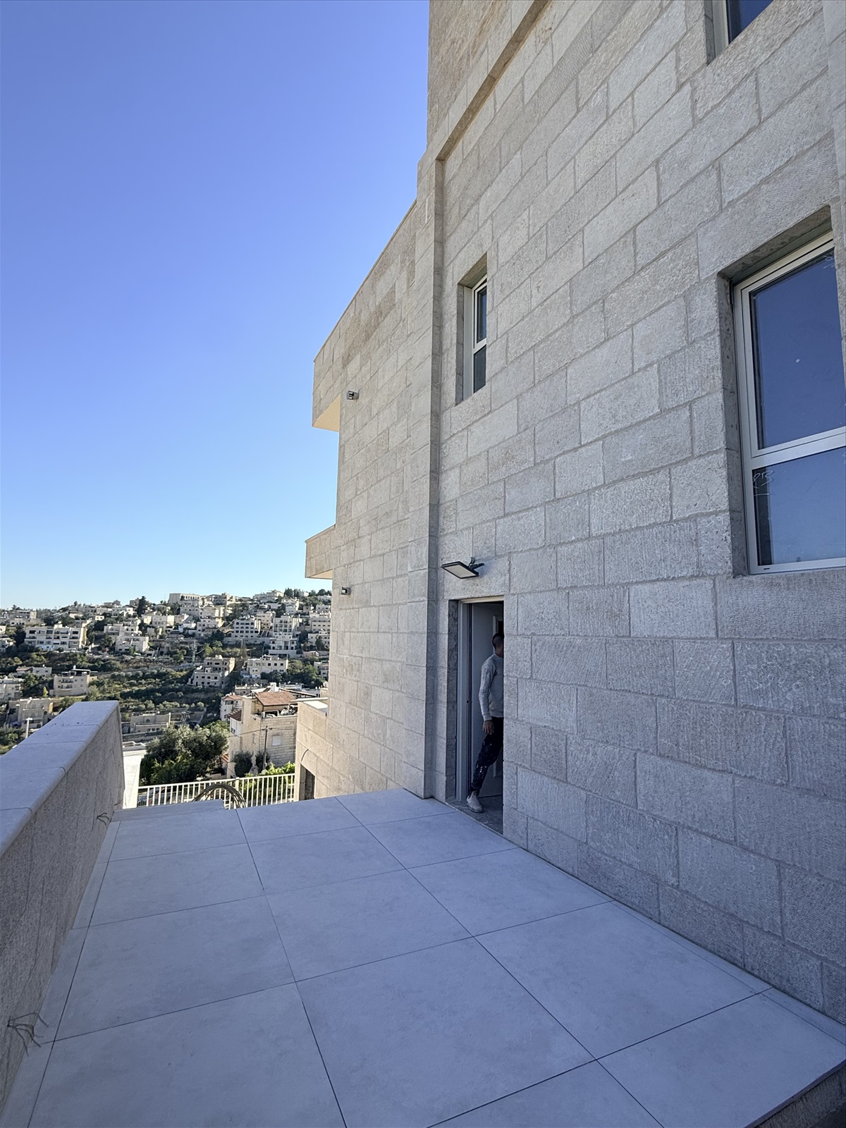 תמונה 4, דירה 4 חדרים להשכרה באבו גוש, עבדלעזיז, עבדלעזיז