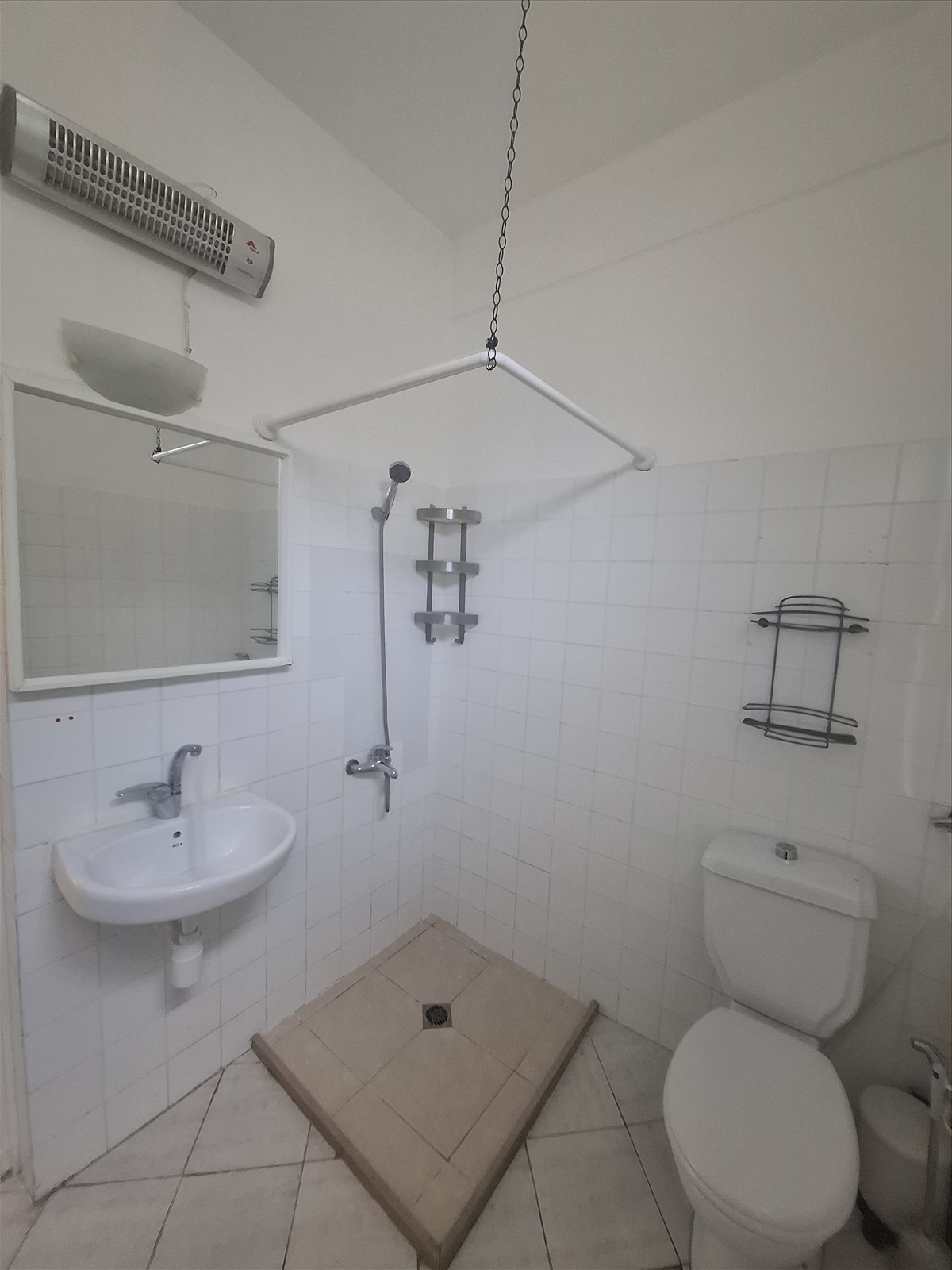 תמונה 2, יחידת דיור 2.5 חדרים להשכרה בגבעת שמואל, גוש עציון 