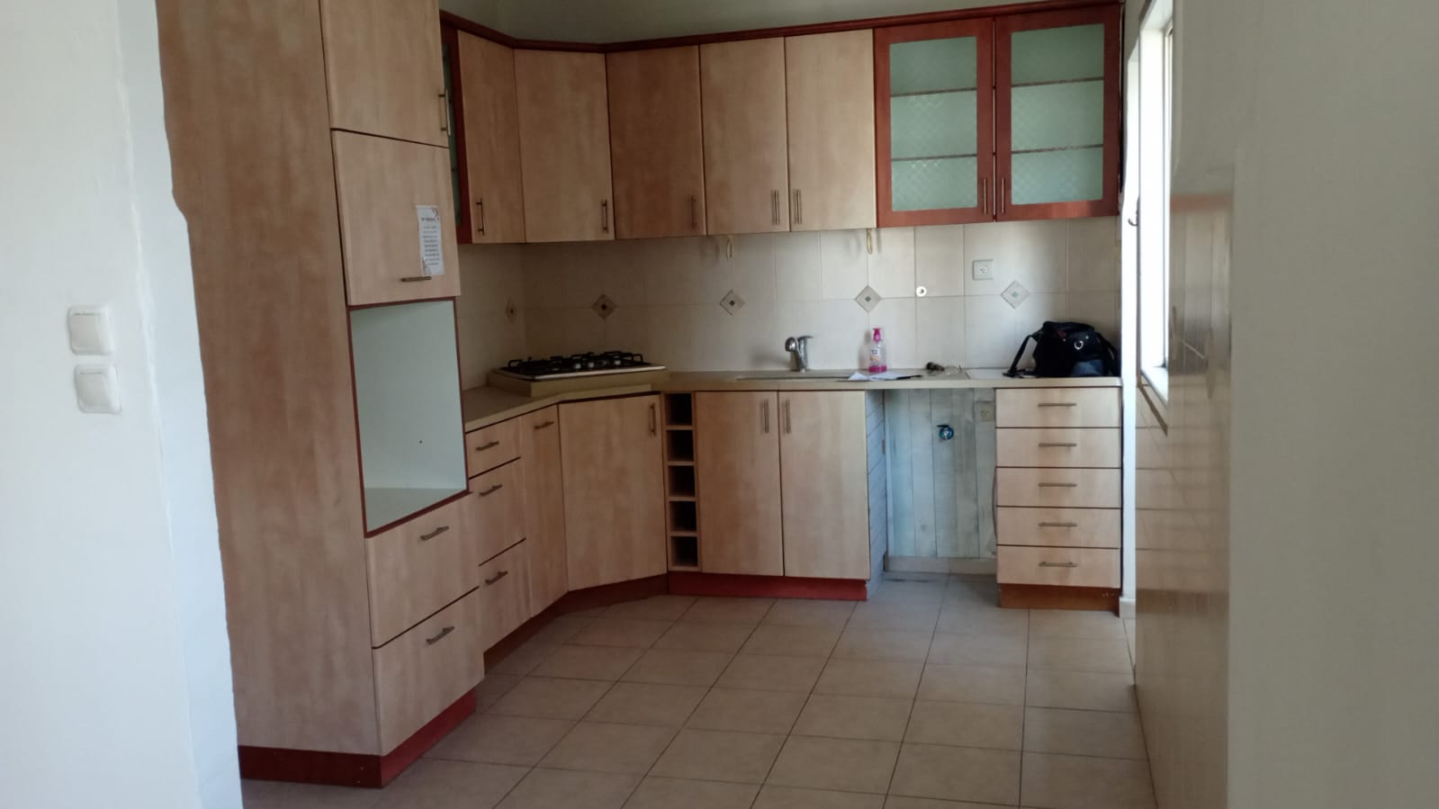 תמונה 3, דירה 3.5 חדרים להשכרה בפתח תקווה, גד מכנס, המרכז השקט 
