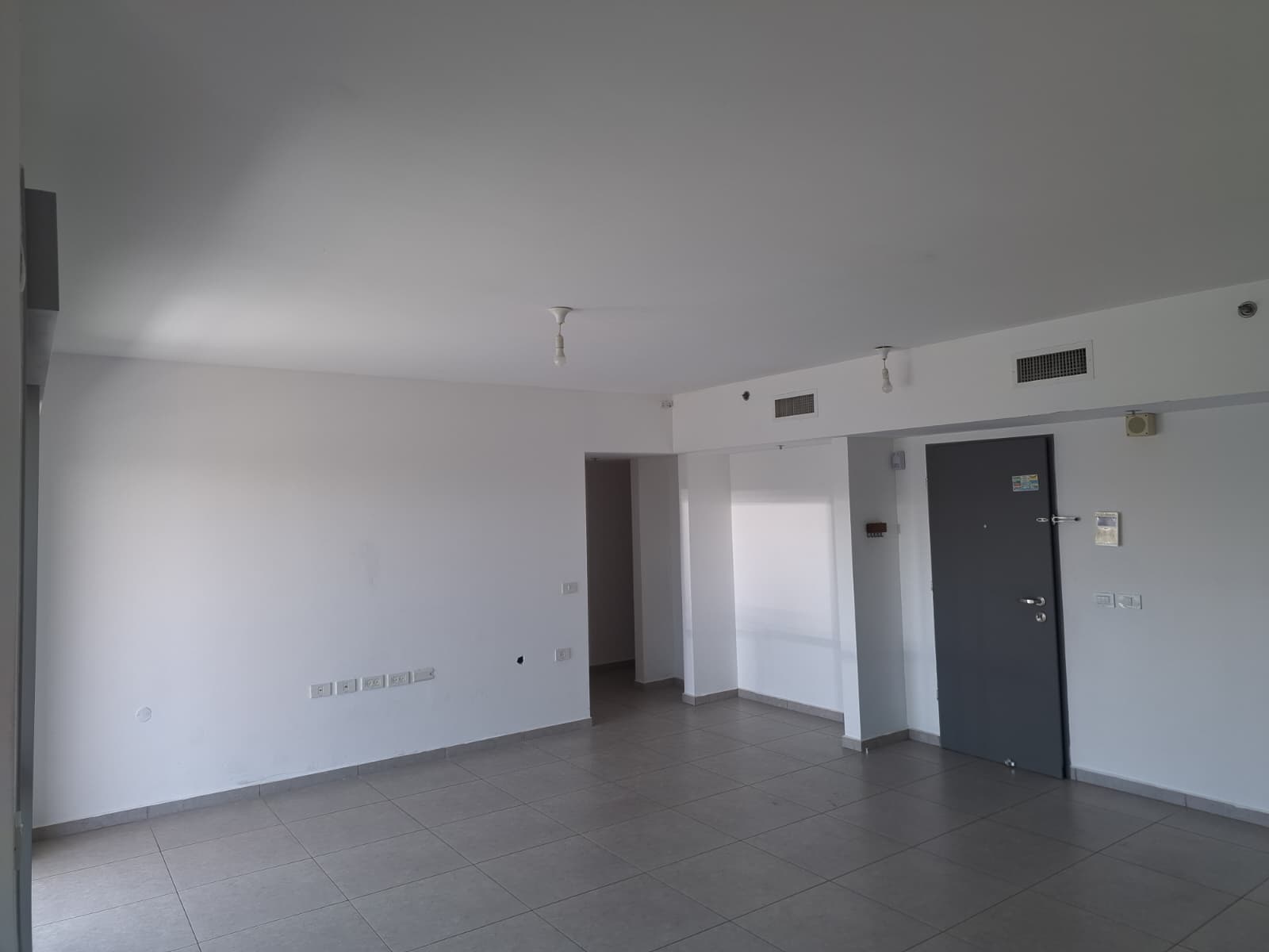 תמונה 2, דירה 5 חדרים להשכרה ברחובות, נתן אלתרמן, רחובות החדשה