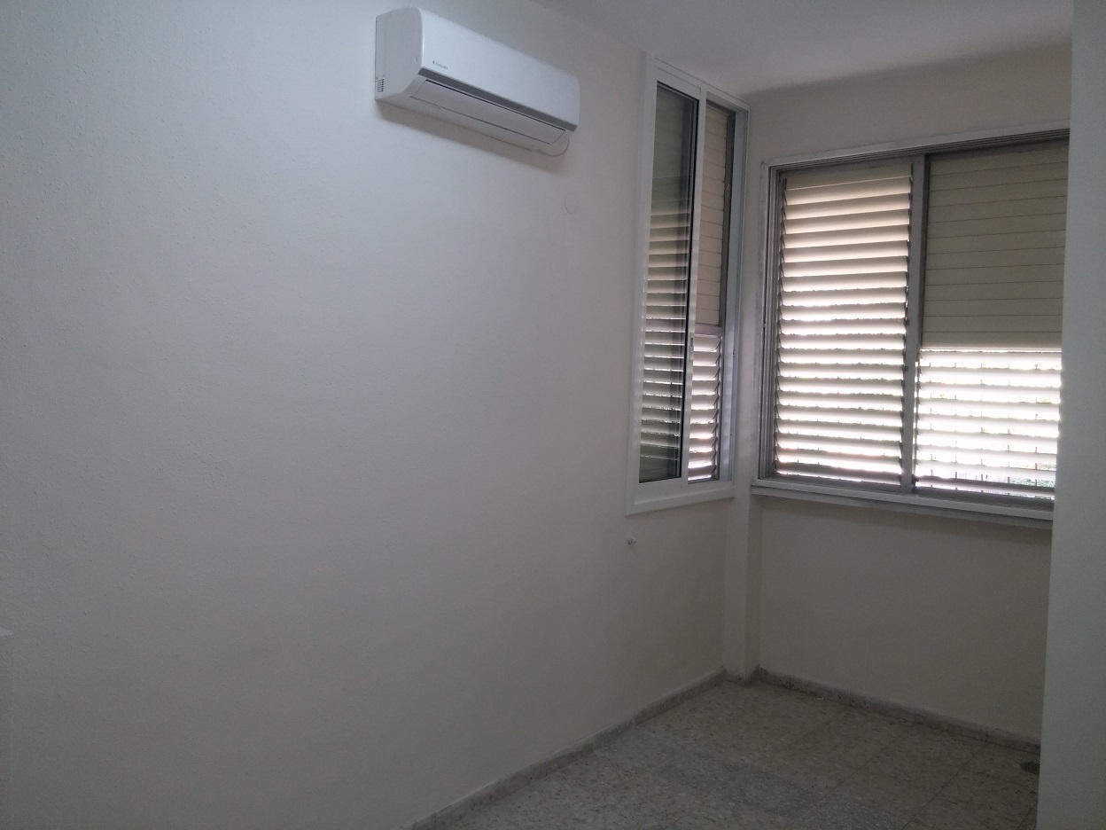 תמונה 3, דירת גן 2.5 חדרים להשכרה ברמת גן, מולכו 6, מרום נווה