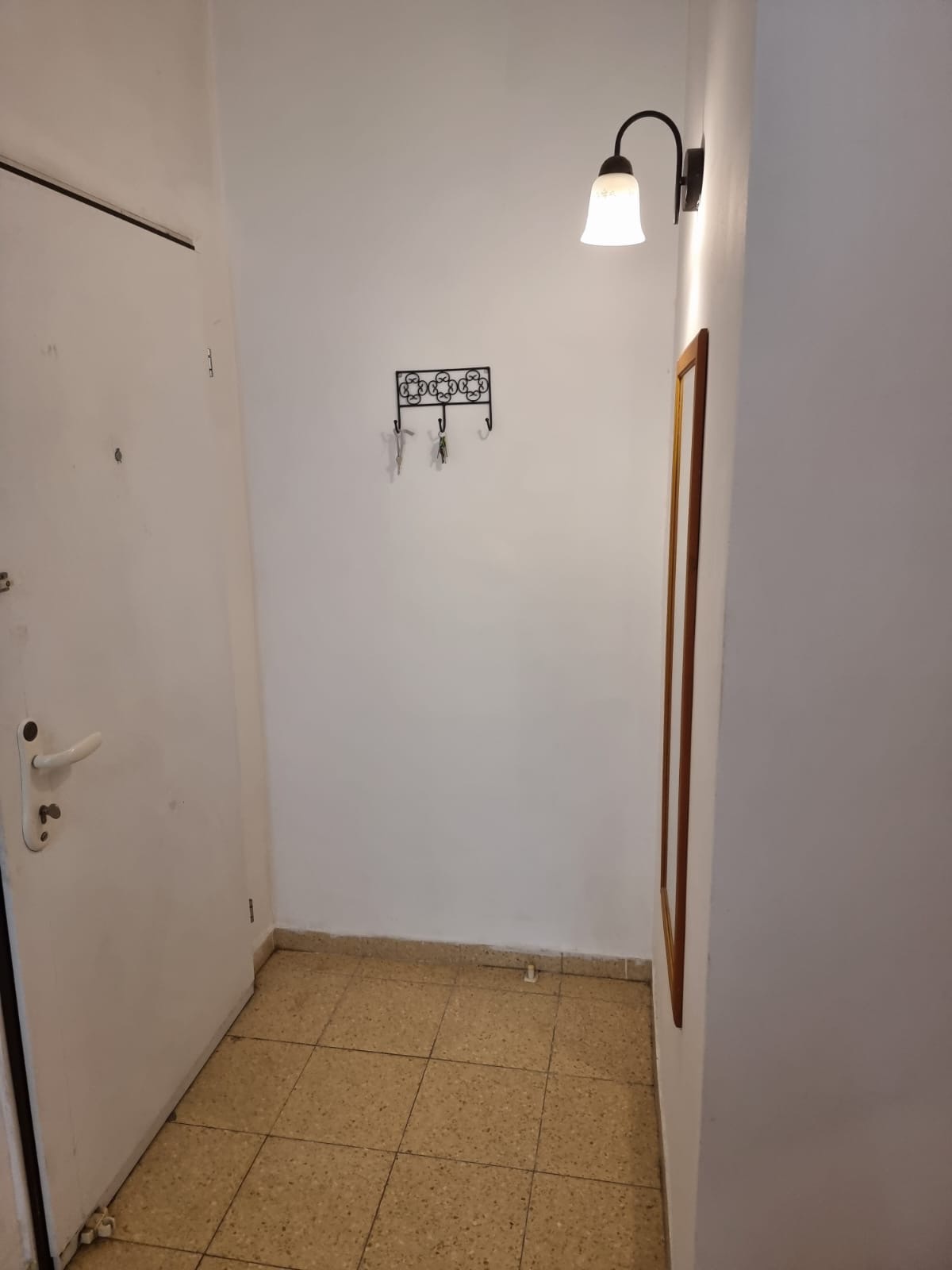 תמונה 4, דירה 1.5 חדרים להשכרה בירושלים, אברהם לינקולן, טלביה