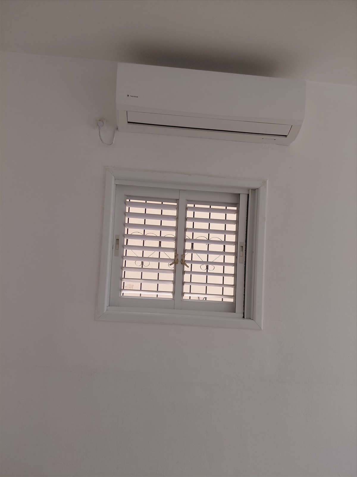 תמונה 4, דירה 3 חדרים להשכרה בחולון, אלי כהן, נאות רחל