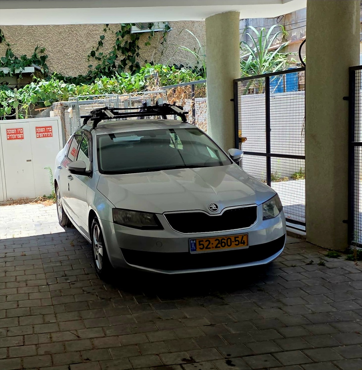 תמונה 1, חניה 1 חדרים להשכרה בתל אביב יפו, בני ברק, נווה שאנן