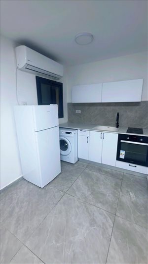 יחידת דיור להשכרה 2 חדרים בערד שמעון  