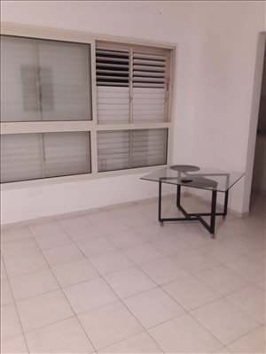 דירה להשכרה 2 חדרים בחדרה אלאזר דוד  