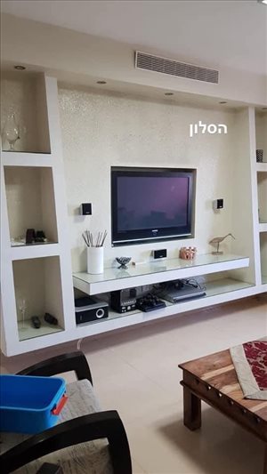 דירה להשכרה 4 חדרים ברמת גן לאן הראשונים 