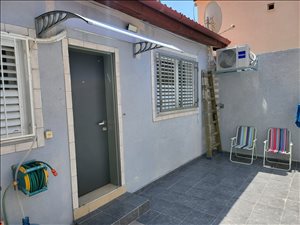 דירה להשכרה 2 חדרים בקרית ים שדרות הרצל 