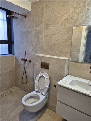 דירה להשכרה 4.5 חדרים בירושלים שושנה קריית משה 