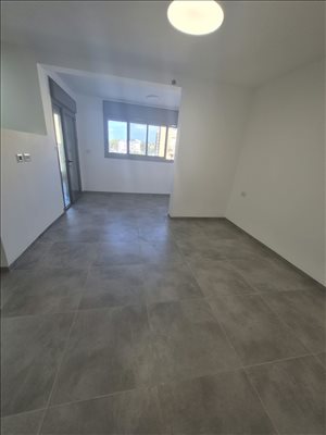דירה להשכרה 3 חדרים בחיפה מרסיי 11 קרית שפרינצק 