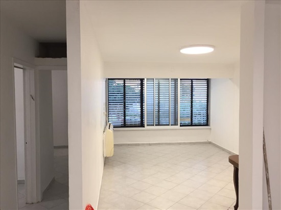 תמונה 2 ,דירה 3 חדרים להשכרה בתל, משגב עם, קרית שלום