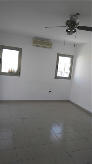 תמונה 2 ,דירת גג 1.5 חדרים להשכרה בתל אביב יפו, החלוצים, פלורנטין