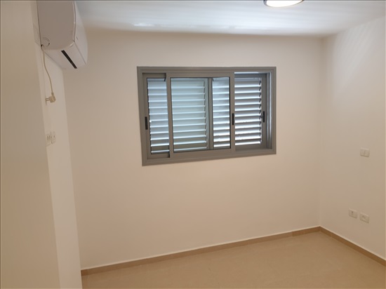 תמונה 3 ,דירה 5 חדרים להשכרה בקרית אונו, שטרן, קיראון
