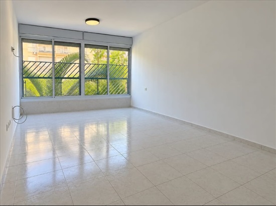 תמונה 5 ,דירה 4 חדרים להשכרה ברמת השרון, הנרייטה סולד 48, הדר