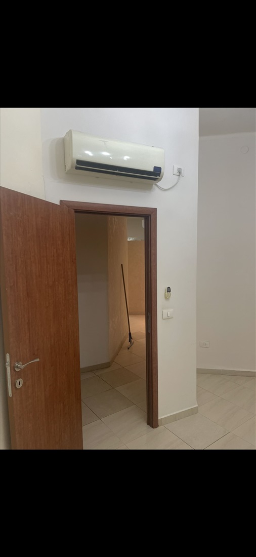 תמונה 3 ,דירה 4 חדרים להשכרה בחיפה, הנאמנים, העיר התחתית