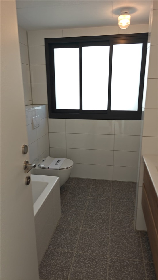 תמונה 4 ,דירה 4 חדרים להשכרה בקרית אונו, דרך לוי אשכול, 