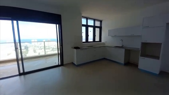 תמונה 2 ,דירה 5 חדרים להשכרה בBat yam, כצנלסון, 
