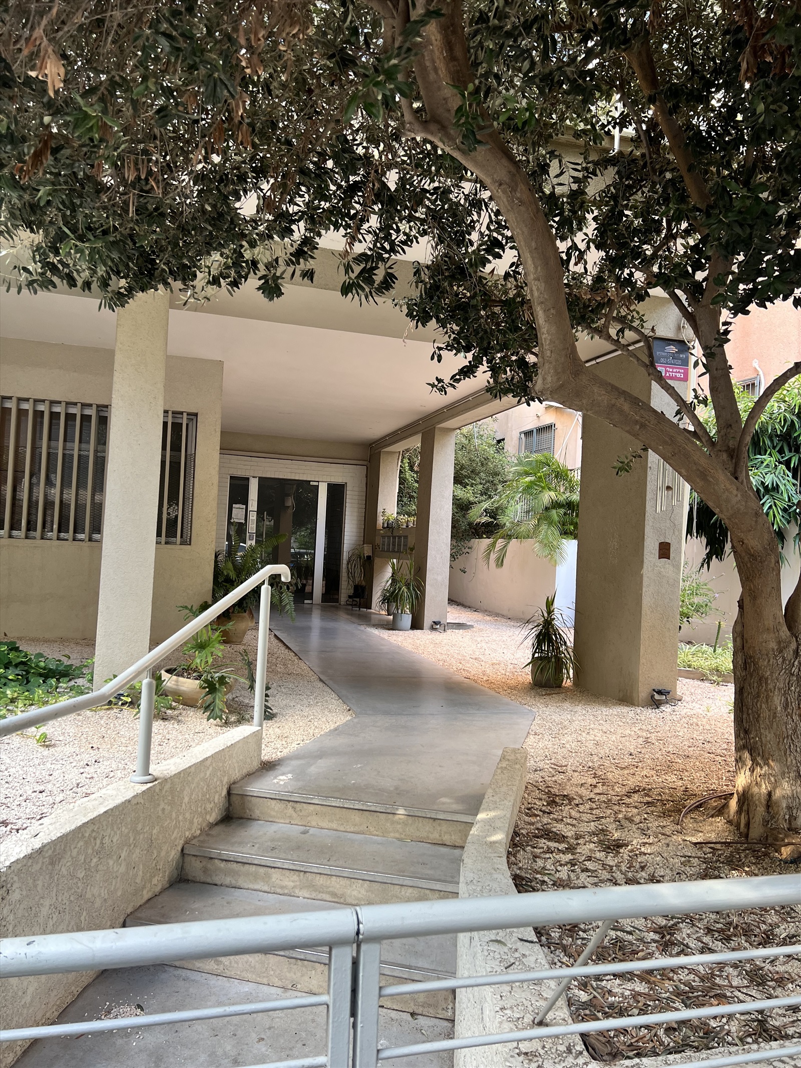 תמונה 2, דירה 3 חדרים להשכרה בתל אביב יפו, י.ל.גורדון