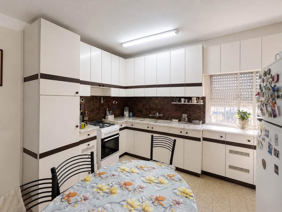 תמונה 1, דירה 4 חדרים להשכרה בחולון, יהושע חנקין, אגרובנק