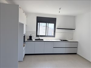 דירה להשכרה 4 חדרים בעכו העוגן  