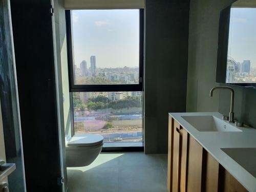 תמונה 2 ,דירה 4 חדרים הרב ניסים בבלי תל אביב יפו