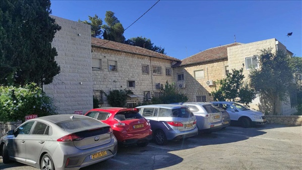 תמונה 1 ,דירה 5 חדרים מעגל בית המדרש בית הכרם ירושלים