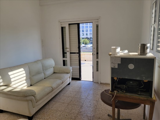 דירה להשכרה 4 חדרים בתל אביב יפו לסקר שפירא 