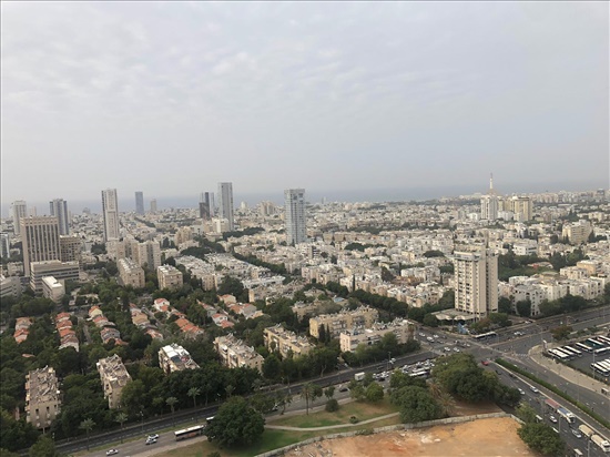 דירה להשכרה 4 חדרים בתל אביב יפו דרך מנחם בגין מרכז 