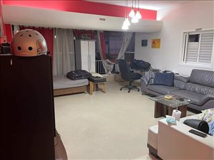 דירה להשכרה 3 חדרים בחולון עמק יזרעאל 5  