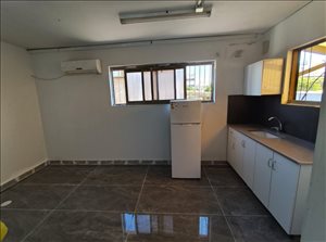 דירה להשכרה 2 חדרים בפתח תקוה חלוצת הפרדסנות מרכז 
