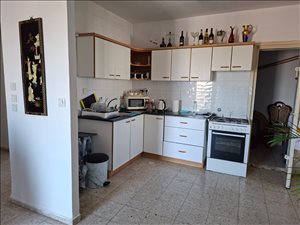 דירה להשכרה 4.5 חדרים בחדרה פרנק 