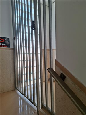 פנטהאוז, 6 חדרים, הגיבורים, חדרה  