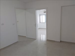 דירה, 3 חדרים, הגיבורים, חדרה  