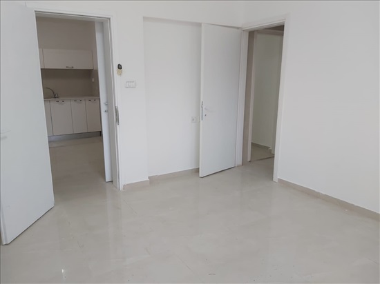 תמונה 3 ,דירה 3 חדרים, הגיבורים מרכז העיר חדרה