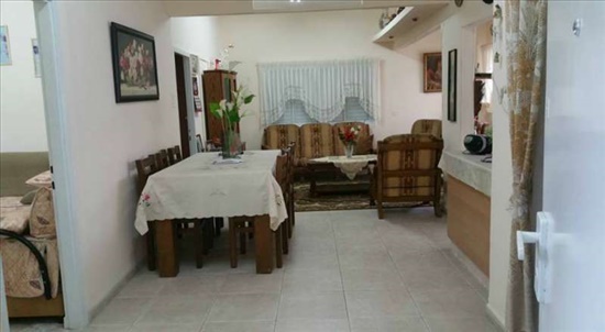 דירה למכירה 4 חדרים בחיפה שפירא 