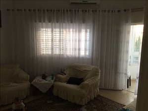 דירה למכירה 2.5 חדרים בחיפה עמק הזיתים 