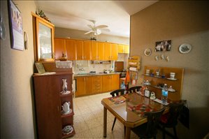 דירה למכירה 4 חדרים בנתניה דרך רזיאל 
