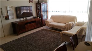 דירה למכירה 4 חדרים באריאל דרך הציונות 79 