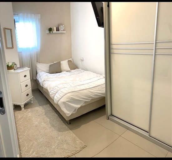 דירה למכירה 3 חדרים בחולון עמק יזרעאל 
