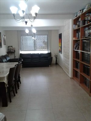 דירה למכירה 4 חדרים באלעד רמב''ם 