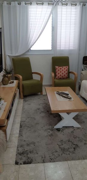 דירה למכירה 4 חדרים בקרית ביאליק דרך עכו חיפה 