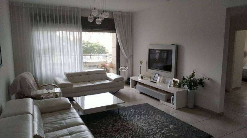 דירה, 4 חדרים, אהרון אייזנברג, רחובות 