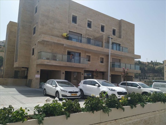 דירה למכירה 6 חדרים בירושלים יעקב אלעזר רמות 