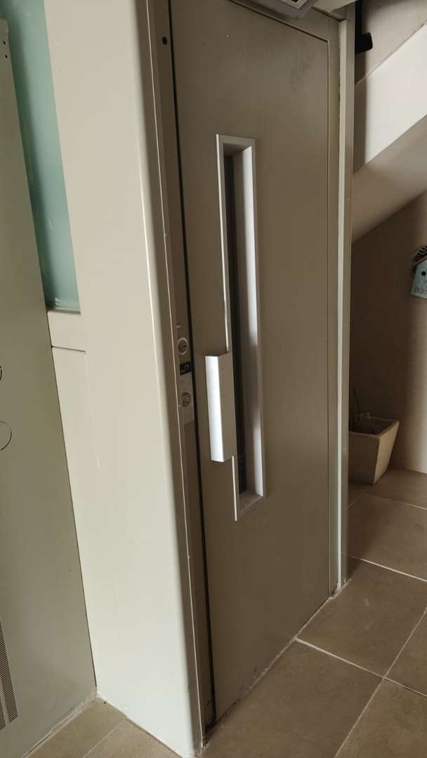 דירה למכירה 3 חדרים בקרית ים זבוטינסקי 