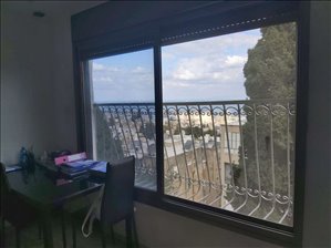 דירת גג למכירה 3 חדרים בחיפה הדר עליון 