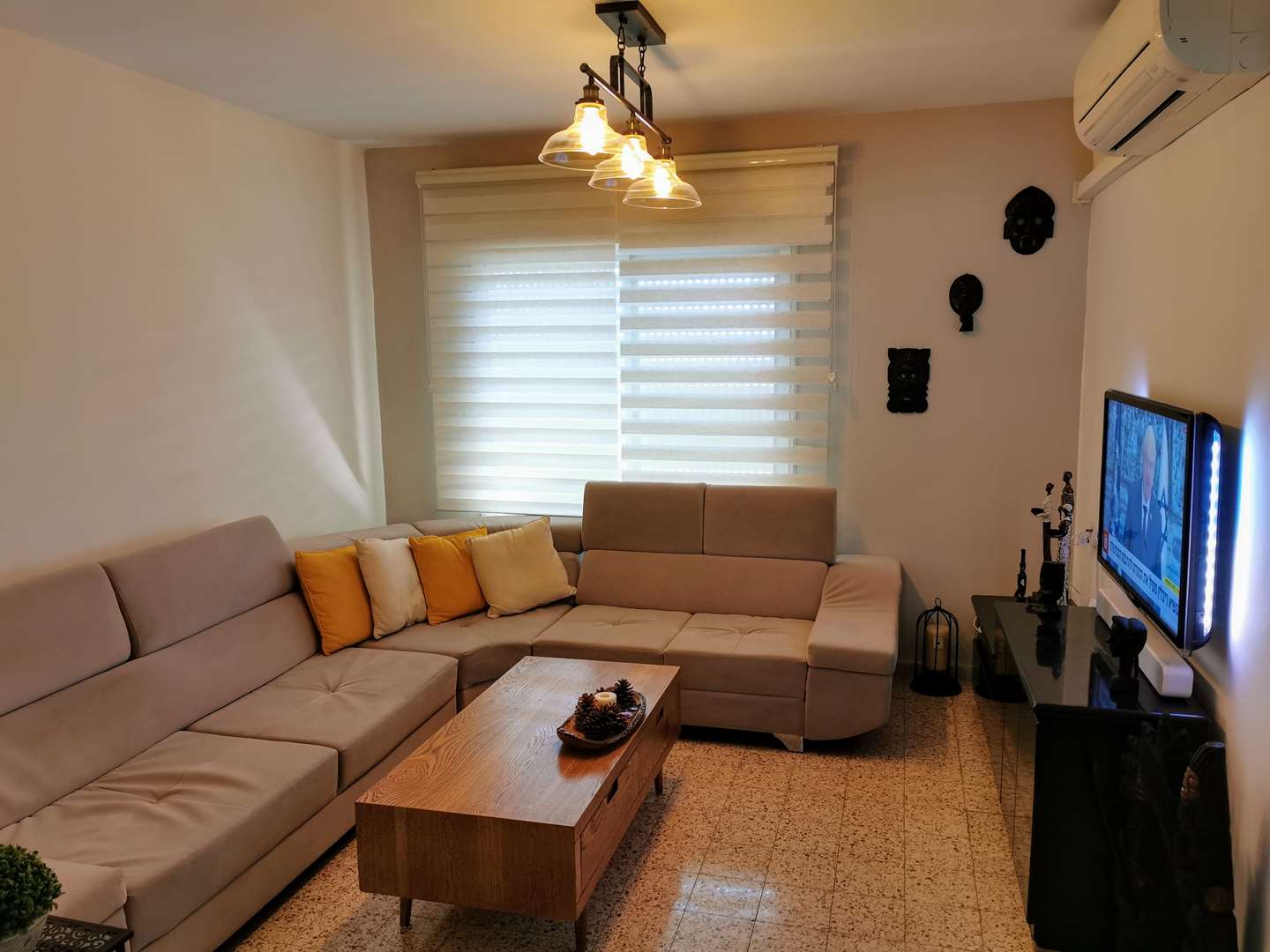 דירה למכירה 4 חדרים בגבעת זאב מבוא הגפן 