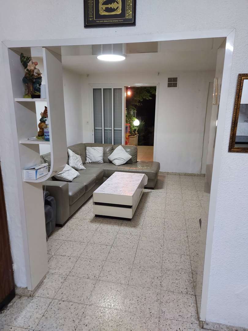 דירת גן, 4 חדרים, האלון, יבנה 