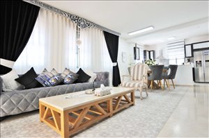 דירת גן למכירה 4 חדרים בתל אביב יפו ההדס 