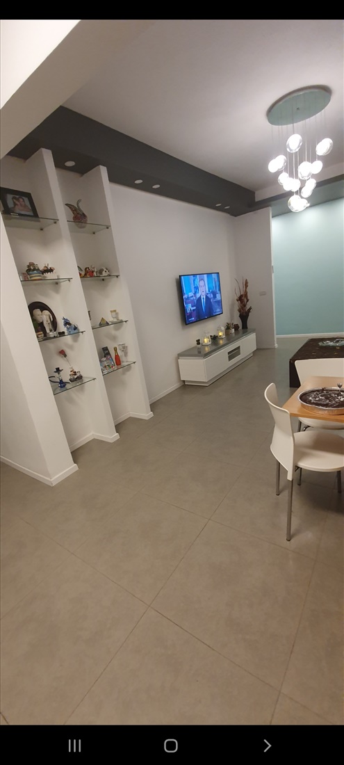 דירה למכירה 3.5 חדרים בחיפה האסיף מרכז הכרמל 