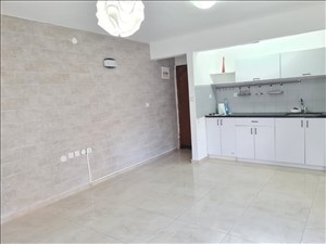 דירה למכירה 2.5 חדרים בחיפה רבי עקיבא 7  